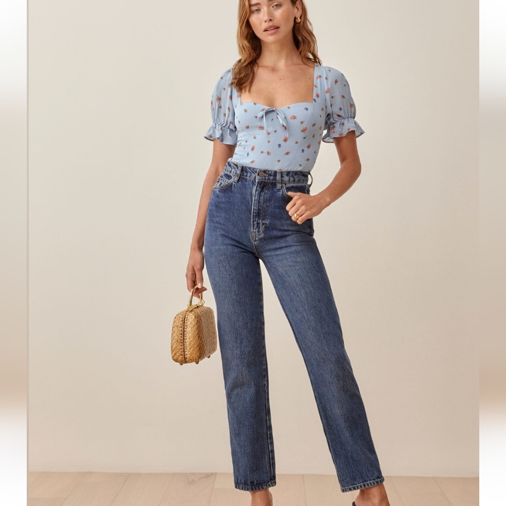 Reformation Delevan blue floral print Short sleeve Top - Picture 2 of 7